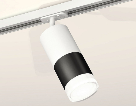 Открыть Светильник на штанге Ambrella Light XT XT7402093 Фото Светильник на штанге Ambrella Light XT XT7402093