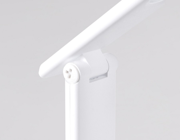 Фото Настольная лампа офисная Ambrella Light DE DE530