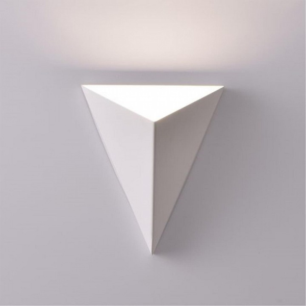 Фото Накладной светильник Arte Lamp Trapeze A2033AP-1WH
