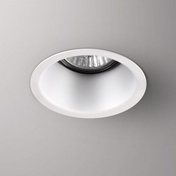 Фото Встраиваемый светильник Novotech Butt 370446