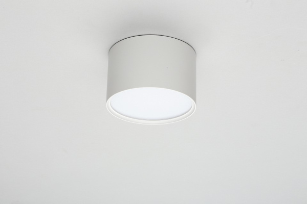 Фото Накладной светильник Omnilux Abano OML-103309-06