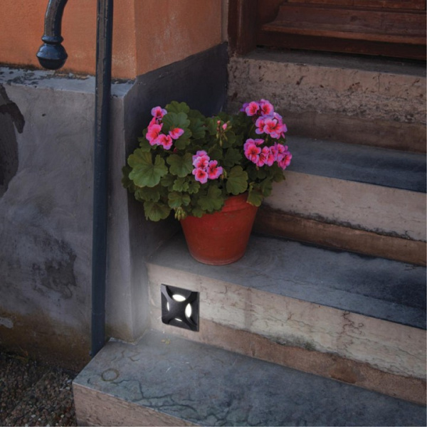 Фото Встраиваемый светильник Novotech Scala 358093