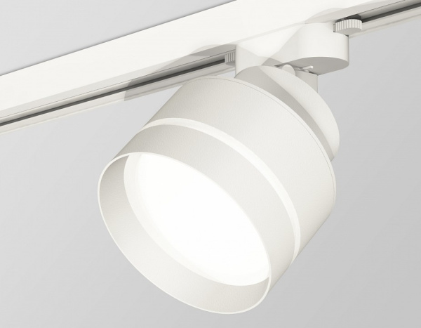 Открыть Светильник на штанге Ambrella Light XT XT8101025 Фото Светильник на штанге Ambrella Light XT XT8101025