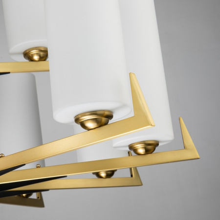 Фото Люстра на штанге Favourite Maximo 2623-15P