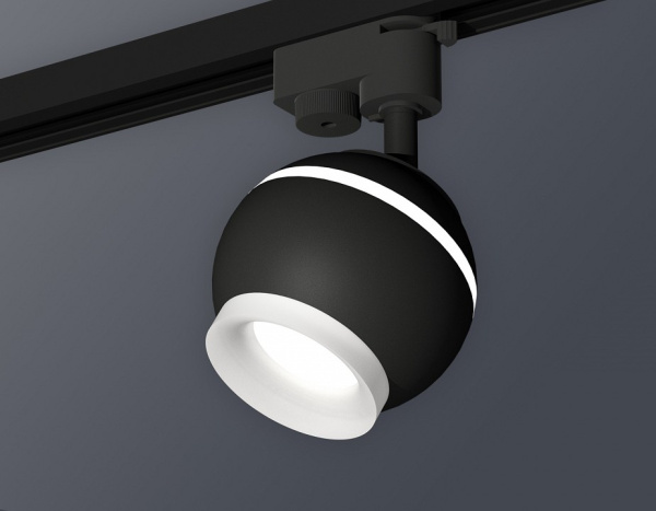 Открыть Светильник на штанге Ambrella Light XT XT1102071 Фото Светильник на штанге Ambrella Light XT XT1102071