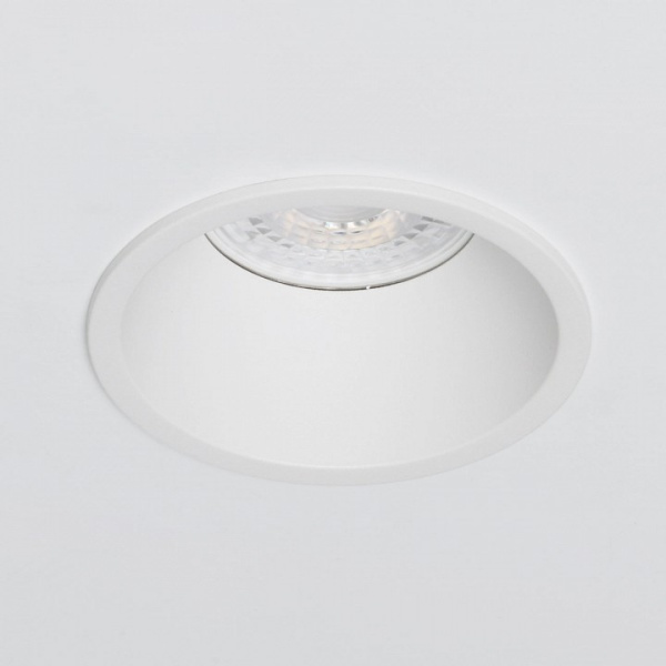 Фото Встраиваемый светильник DeMarkt Прайм 850010101