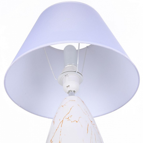 Фото Настольная лампа декоративная Lumion Sharlin 8218/1T