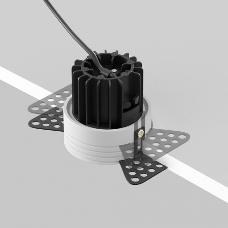 Фото Встраиваемый светильник Maytoni Round DL058-7W4K-TRS-W