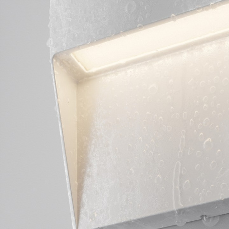 Фото Накладной светильник Maytoni Mane O047SL-L3W3K