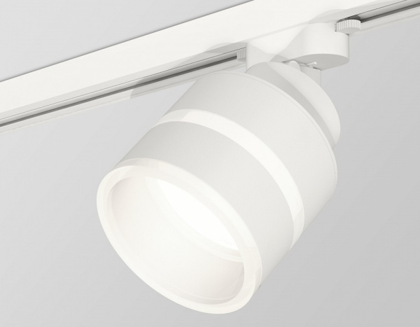 Открыть Светильник на штанге Ambrella Light XT XT8101024 Фото Светильник на штанге Ambrella Light XT XT8101024