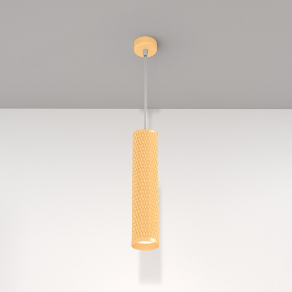 Фото Подвесной светильник Maytoni Focus Design P038PL-01G