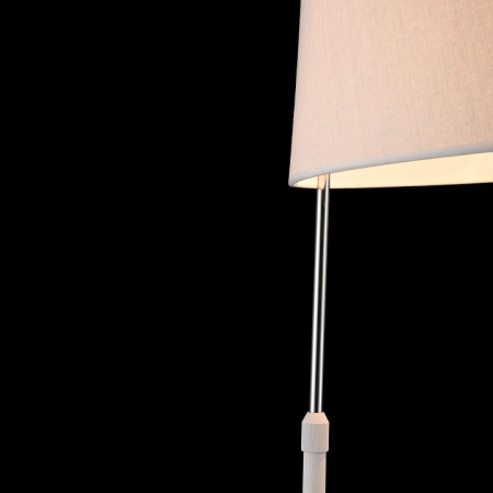 Фото Торшер Maytoni Bergamo MOD613FL-01W