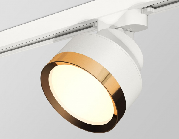 Открыть Светильник на штанге Ambrella Light XT XT8101004 Фото Светильник на штанге Ambrella Light XT XT8101004