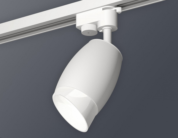 Открыть Светильник на штанге Ambrella Light XT XT1122007 Фото Светильник на штанге Ambrella Light XT XT1122007