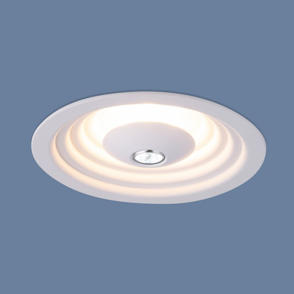 Фото Встраиваемый светильник Elektrostandard Strass M a050145