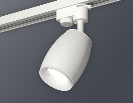 Открыть Светильник на штанге Ambrella Light XT XT1122005 Фото Светильник на штанге Ambrella Light XT XT1122005