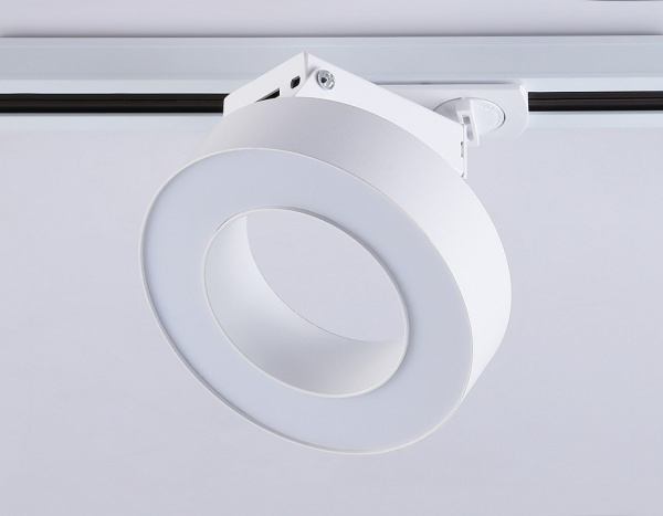 Открыть Светильник на штанге Ambrella Light GL GL6866 Фото Светильник на штанге Ambrella Light GL GL6866