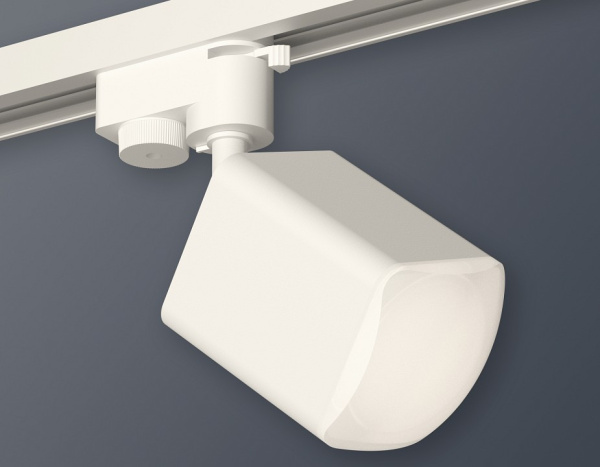 Открыть Светильник на штанге Ambrella Light XT XT7812023 Фото Светильник на штанге Ambrella Light XT XT7812023