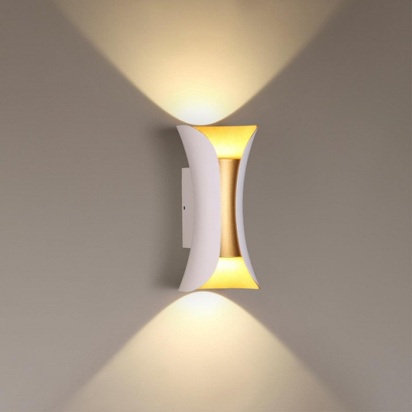 Фото Светильник на штанге Odeon Light Krista 3886/6WG