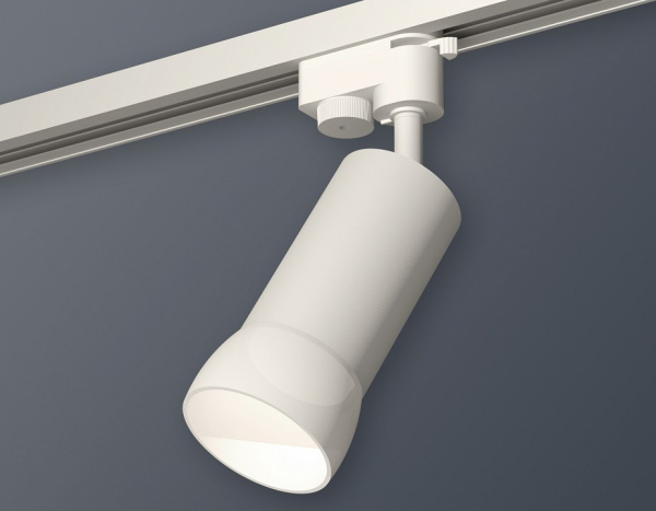 Фото Светильник на штанге Ambrella Light XT XT6322190