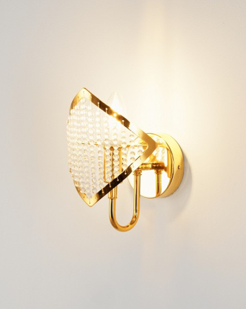 Фото Бра Moderli Shade V8051-1W