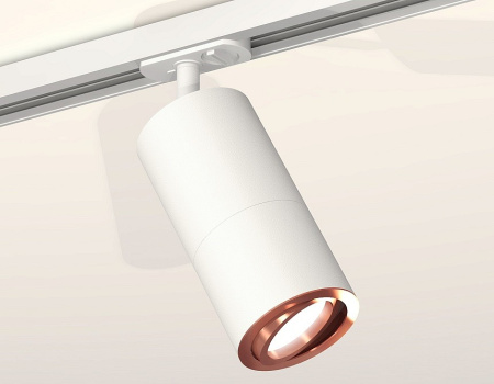 Открыть Светильник на штанге Ambrella Light XT XT7401082 Фото Светильник на штанге Ambrella Light XT XT7401082
