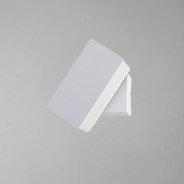 Фото Накладной светильник Escada Function 10227/1LED