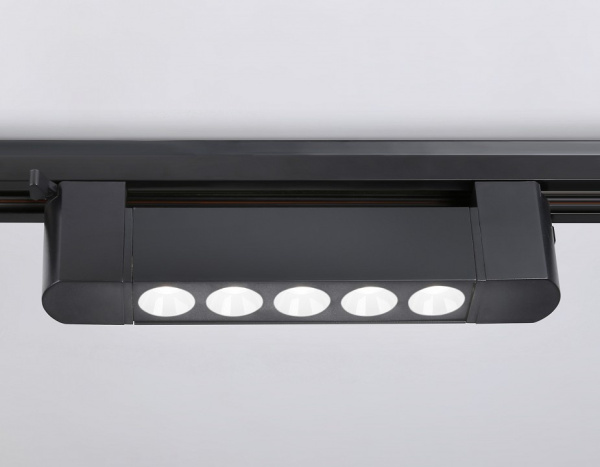 Открыть Накладной светильник Ambrella Light GL GL6703 Фото Накладной светильник Ambrella Light GL GL6703