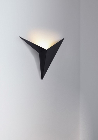 Фото Накладной светильник Maytoni Trame C808WL-L3B