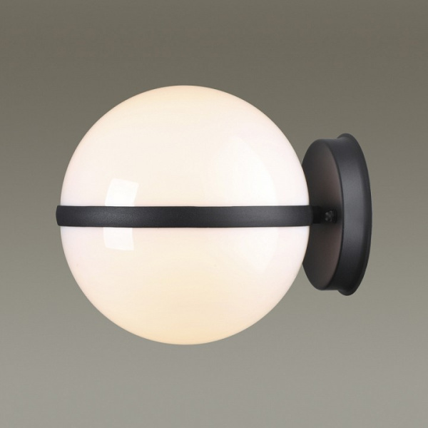 Фото Светильник на штанге Odeon Light Lomeo 4832/1W