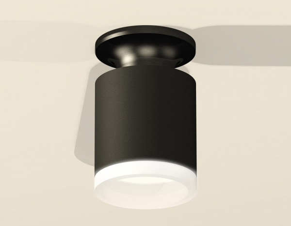 Фото Накладной светильник Ambrella Light XS XS6302110