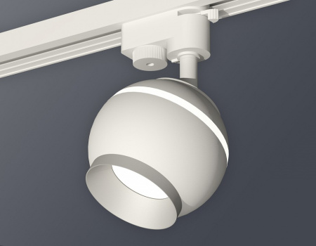Открыть Светильник на штанге Ambrella Light XT XT1101022 Фото Светильник на штанге Ambrella Light XT XT1101022