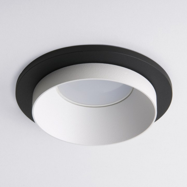 Фото Встраиваемый светильник Elektrostandard Solar a053344