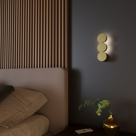 Фото Накладной светильник Elektrostandard Brioni a064594