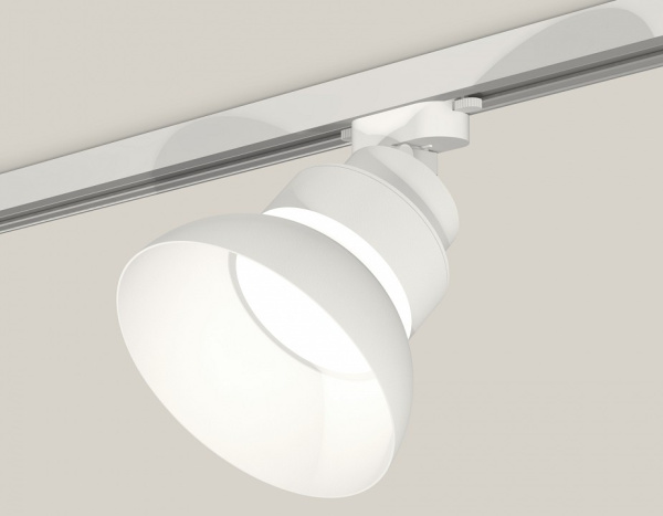 Фото Светильник на штанге Ambrella Light XT XT8101200