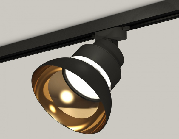 Фото Светильник на штанге Ambrella Light XT XT8102201