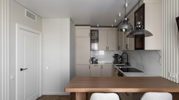 Фото Накладной светильник Maytoni Slim C012CL-01W