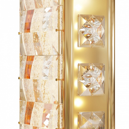 Фото Накладной светильник Maytoni Castello MOD336WL-L35G3K