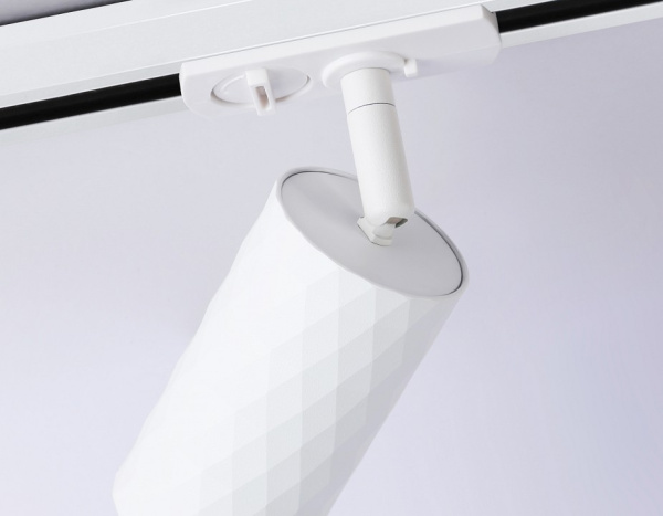 Открыть Светильник на штанге Ambrella Light GL GL5131 Фото Светильник на штанге Ambrella Light GL GL5131