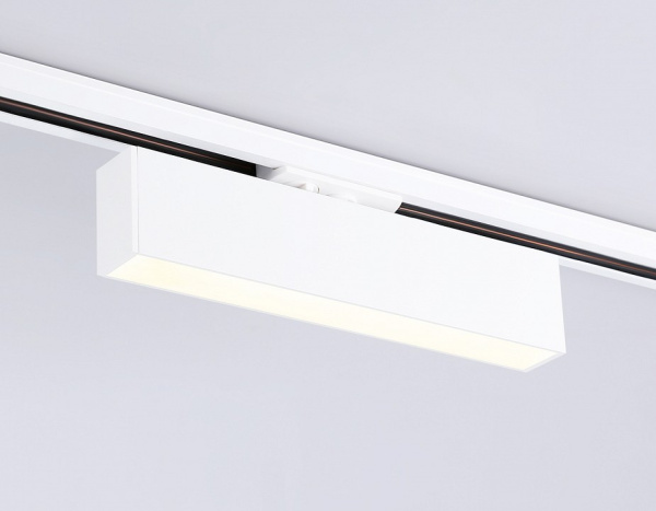 Открыть Светильник на штанге Ambrella Light GL GL6761 Фото Светильник на штанге Ambrella Light GL GL6761