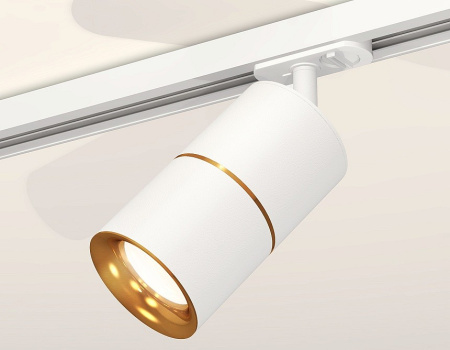Открыть Светильник на штанге Ambrella Light XT XT7401020 Фото Светильник на штанге Ambrella Light XT XT7401020