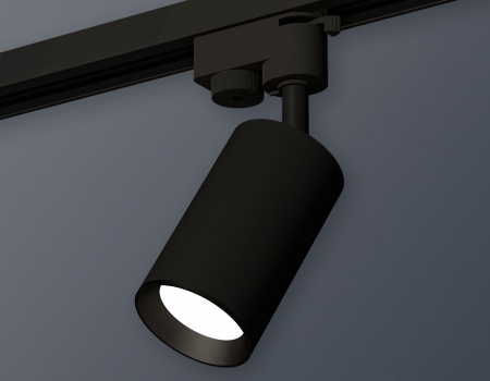 Открыть Светильник на штанге Ambrella Light XT XT6323003 Фото Светильник на штанге Ambrella Light XT XT6323003