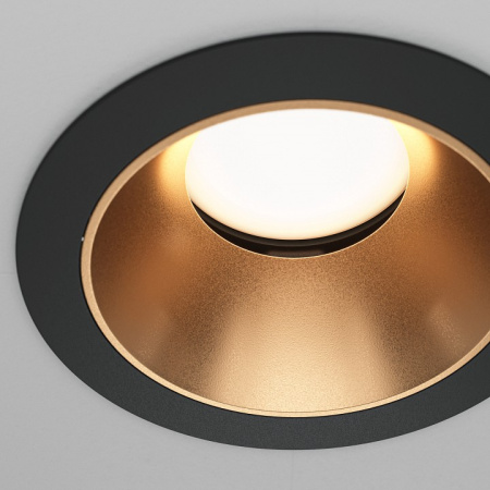 Фото Встраиваемый светильник Maytoni Share DL051-U-1BMG