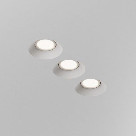 Фото Встраиваемый светильник Maytoni Intro DL110-GU10-W