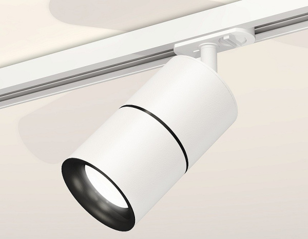 Фото Светильник на штанге Ambrella Light XT XT7401010