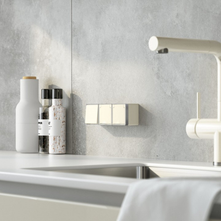 Фото Выключатель одноклавишный влагозащищенный Werkel Gallant (слоновая кость) W5010203