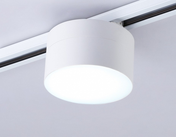 Открыть Светильник на штанге Ambrella Light GL GL6875 Фото Светильник на штанге Ambrella Light GL GL6875