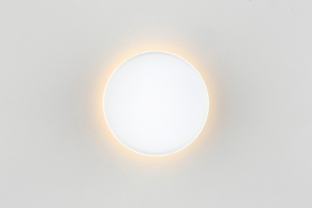 Фото Накладной светильник Omnilux Stezzano OML-100419-16