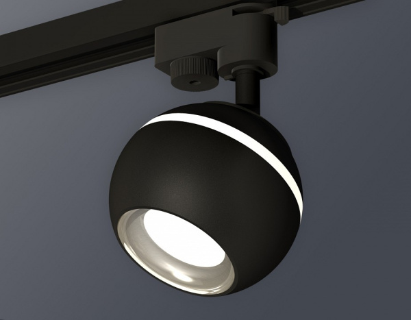Фото Светильник на штанге Ambrella Light XT XT1102042