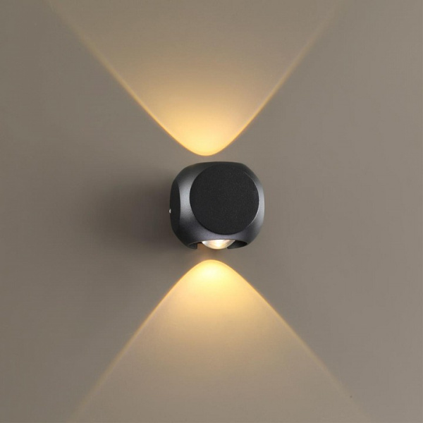 Фото Накладной светильник Odeon Light Miko 4222/4WL